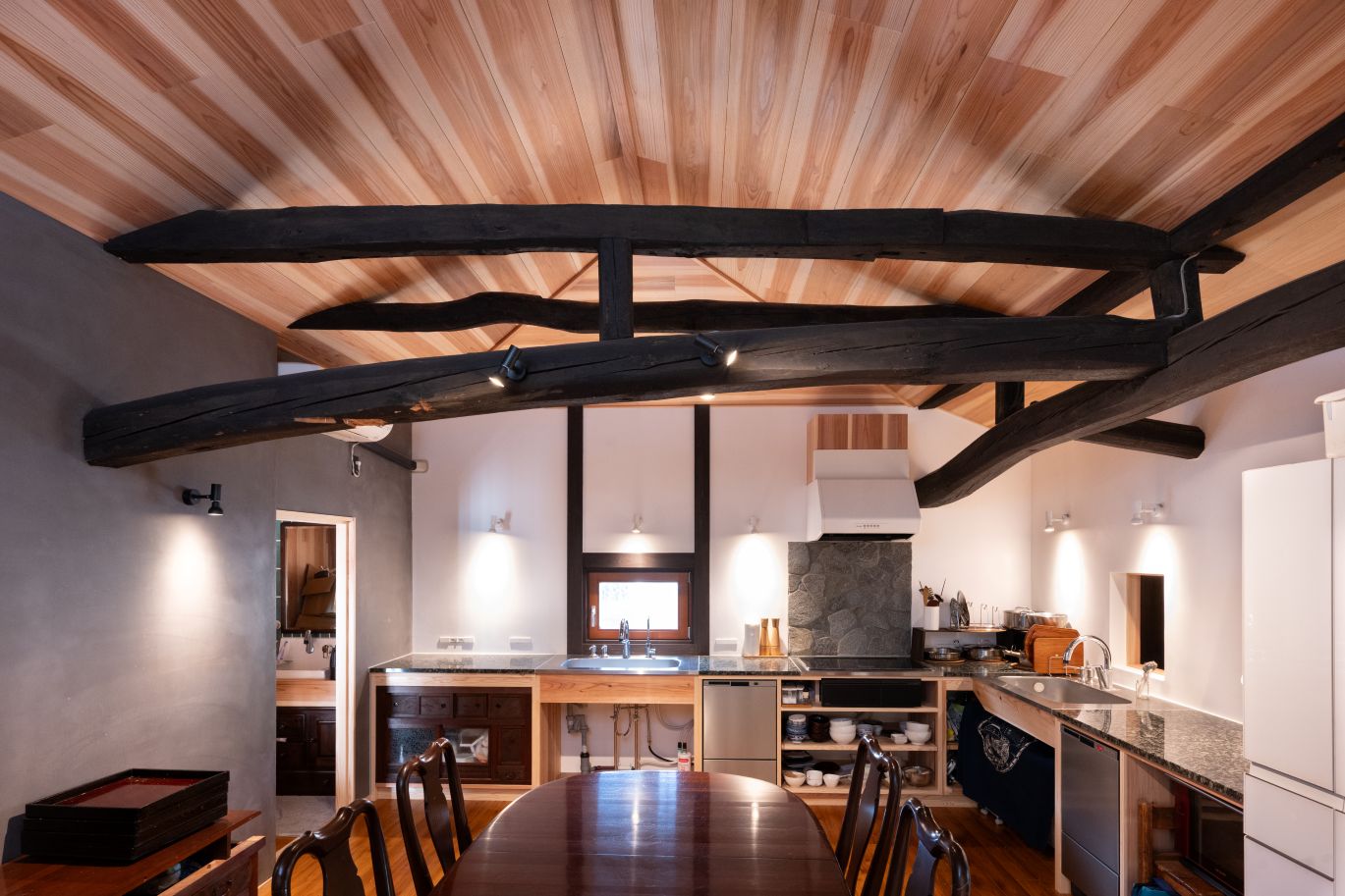 古民家再生その４　漆（うるし）の床